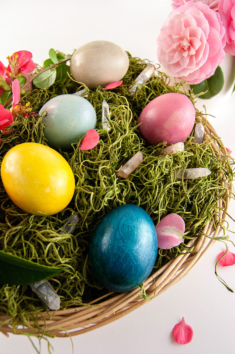 easter eggs with natural dye