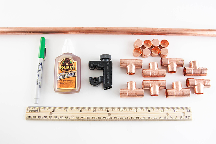 Simple DIY Copper Plant Stand
